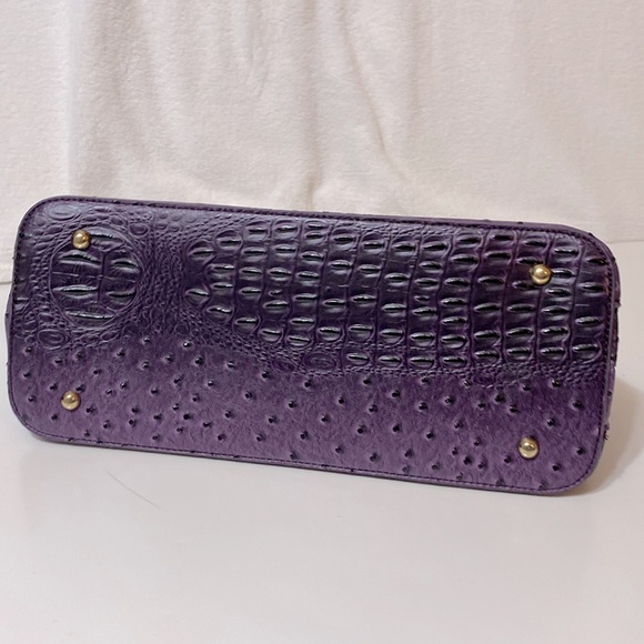 I M❤️ Purple Faux Alligator Handbag - Picture 9 of 9
